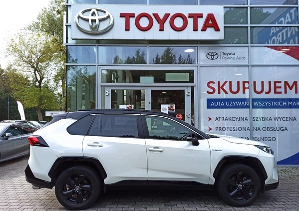 Toyota RAV4 cena 164900 przebieg: 41175, rok produkcji 2020 z Ozimek małe 137